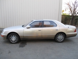 1995 LEXUS LS400 GOLD 4.0L AT 2WD Z15088